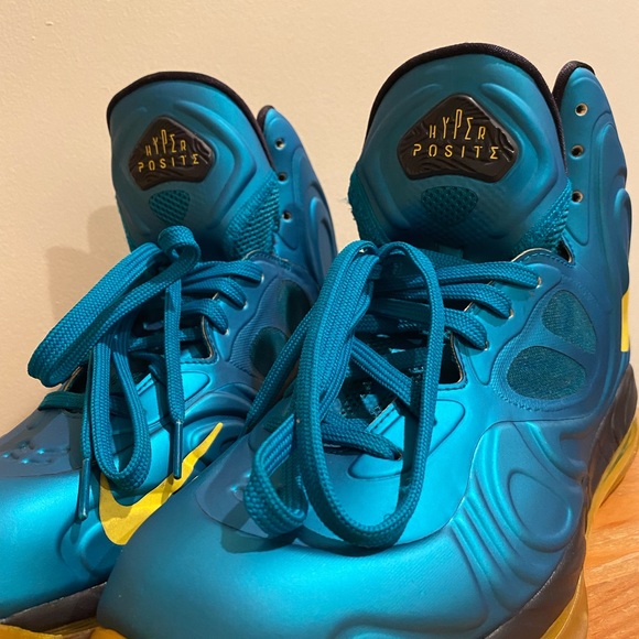 Nike Air Max Hyperposite - Picture 13 of 15